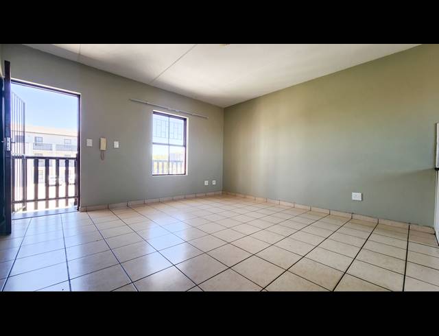 2 BEDROOM APARTMENT TO LET IN PARKLANDS EAST